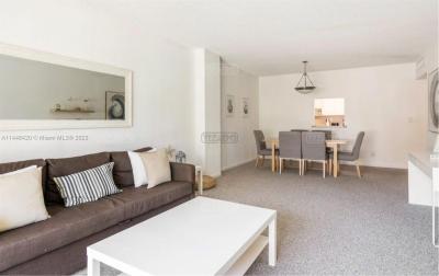 Departamento 1 dormitorios en venta en Sunny Isles, Miami