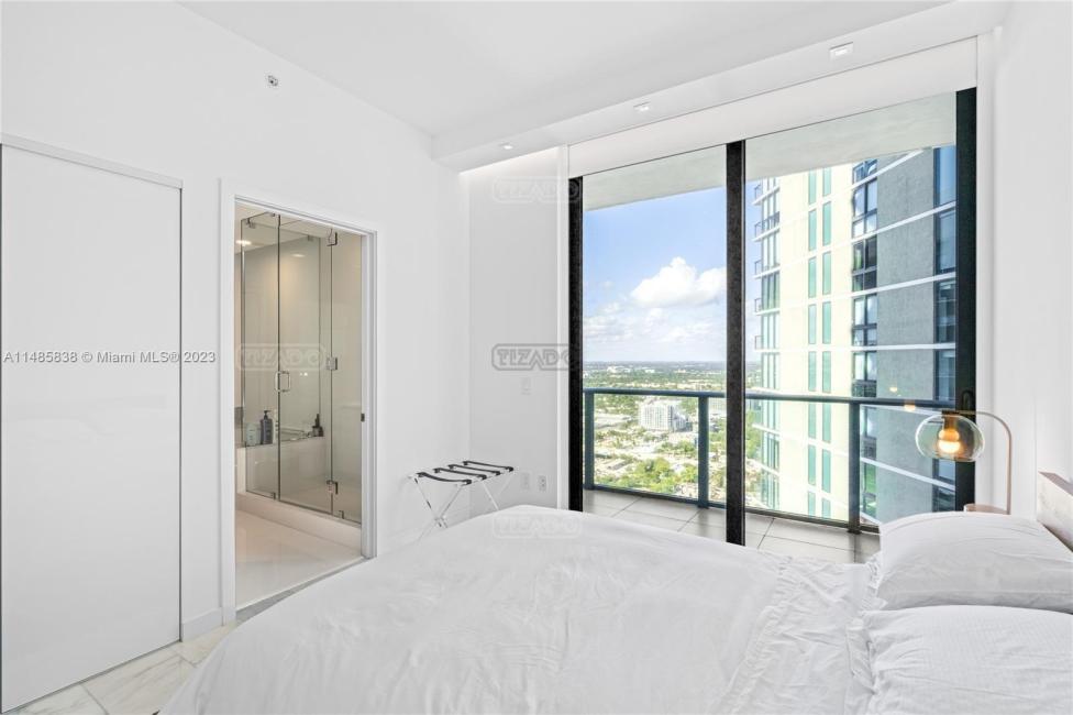 Departamento 3 dormitorios en venta en Edgewater, Miami