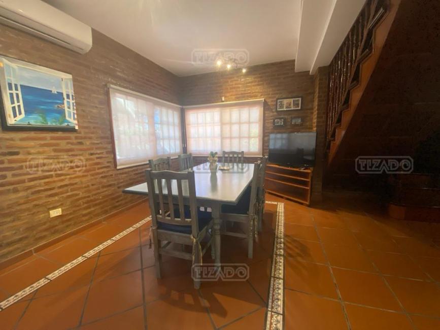 Casa 4 dormitorios en venta en Banco Provincia, Moreno