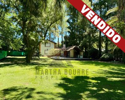 Casa 2 dormitorios en venta en Barrio Parque Sakura, Exaltacion de la Cruz