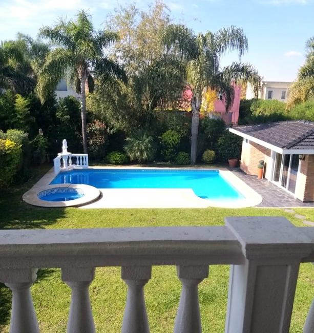 Casa 4 dormitorios en alquiler temporario en Santa Barbara, Tigre