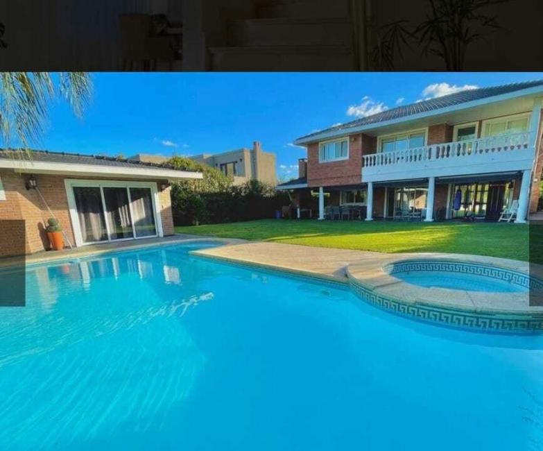 Casa 4 dormitorios en alquiler temporario en Santa Barbara, Tigre