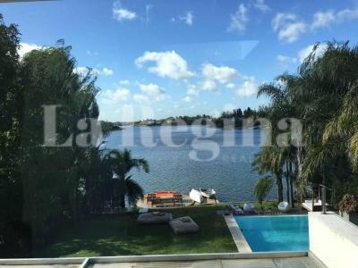 Casa 5 dormitorios en venta en Santa Barbara, Tigre