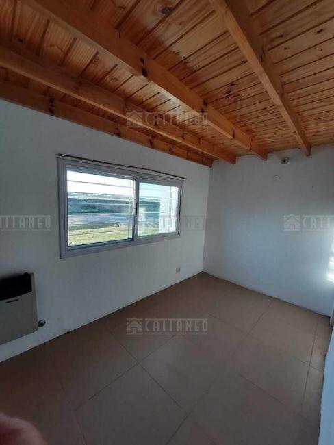 Casa 2 dormitorios en venta en Alejandro Petion, Cañuelas