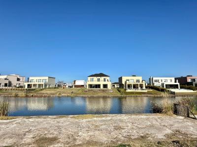 Terreno en venta en Puertos, Escobar
