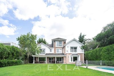 Casa 4 dormitorios en venta en Santa Barbara, Tigre