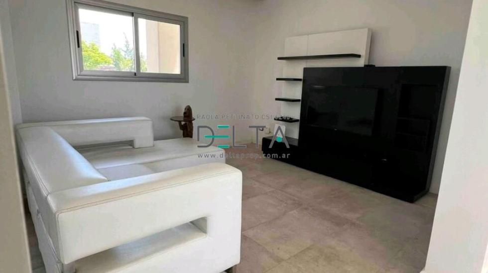 Casa 5 dormitorios en venta en Puertos, Escobar