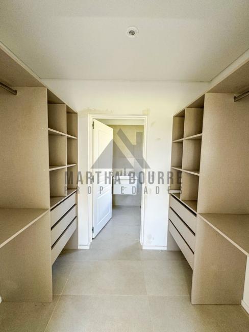 Casa 3 dormitorios en venta en Los Alcanfores, Pilar
