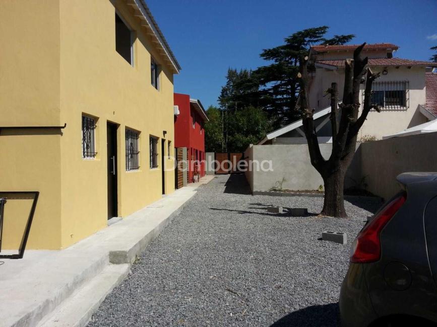 Edificio en Block en venta en Villa Zapiola (Paso del Rey), Moreno