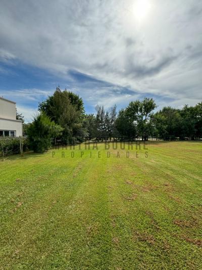 Terreno en venta en Los Alcanfores, Pilar