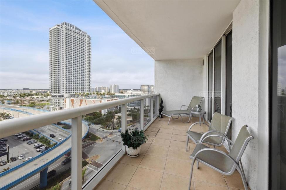 Departamento 2 dormitorios en venta en Hallandale, Miami