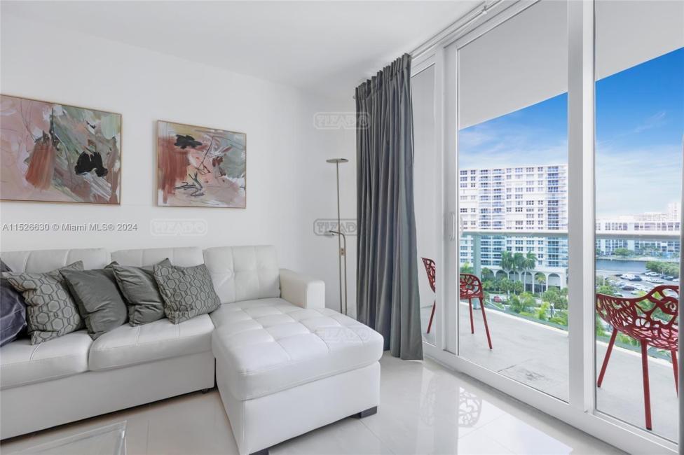 Departamento 1 dormitorios en venta en Hollywood, Miami