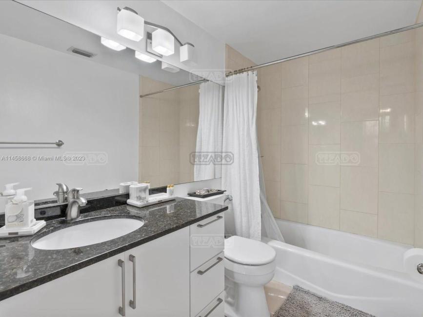 Departamento 2 dormitorios en venta en Aventura, Miami