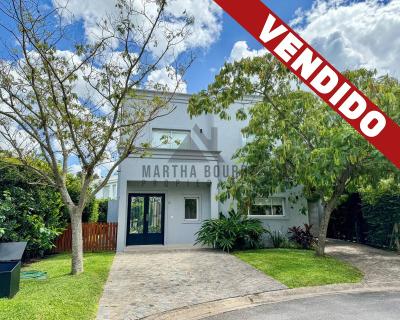 Casa 3 dormitorios en venta en Las Orquideas, Pilar