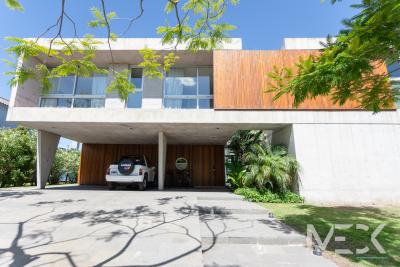 Casa 6 dormitorios en venta en Nordelta, Tigre