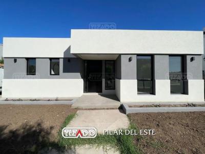 Casa 2 dormitorios en venta en Pilar del Este, Pilar