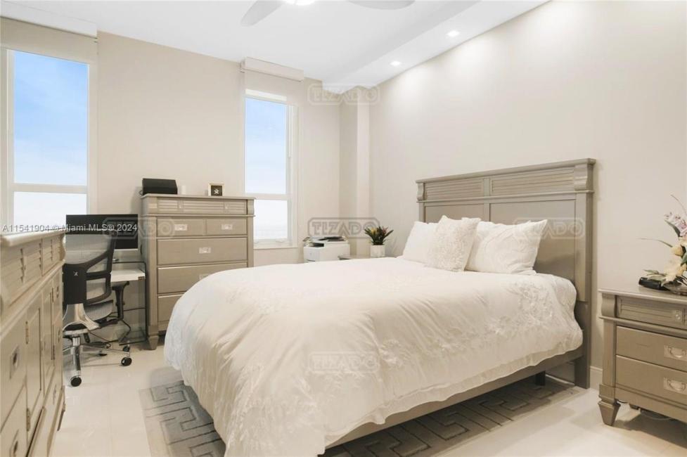 Departamento 2 dormitorios en venta en Brickell Key, Miami