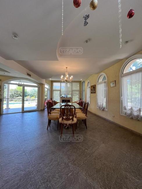 Casa 5 dormitorios en venta en Ayres Del Pilar, Pilar