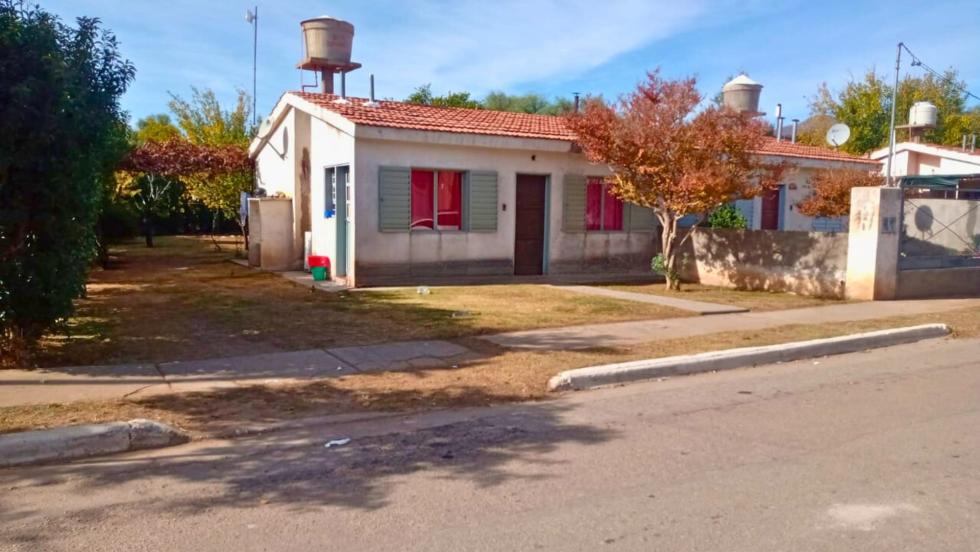 Casa 2 dormitorios en venta en San Luis Capital