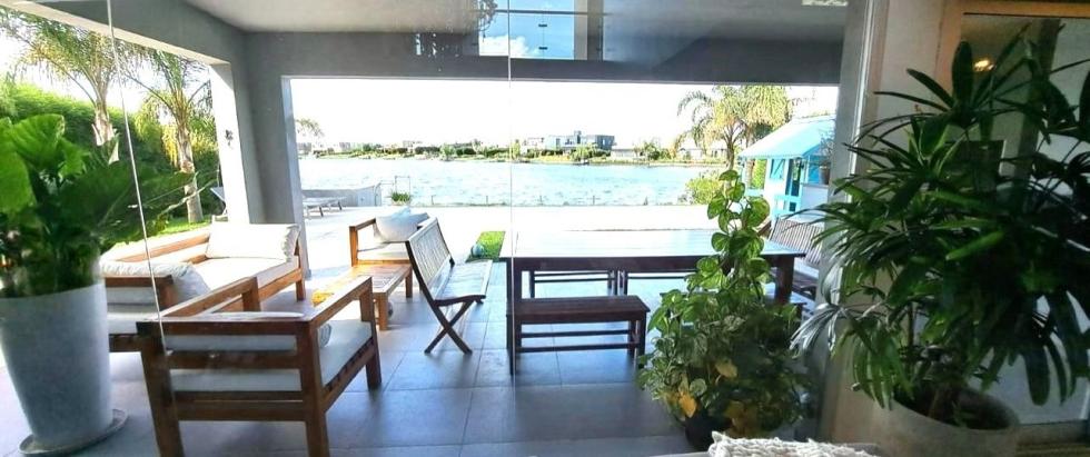 Casa 4 dormitorios en venta en Villanueva, Tigre