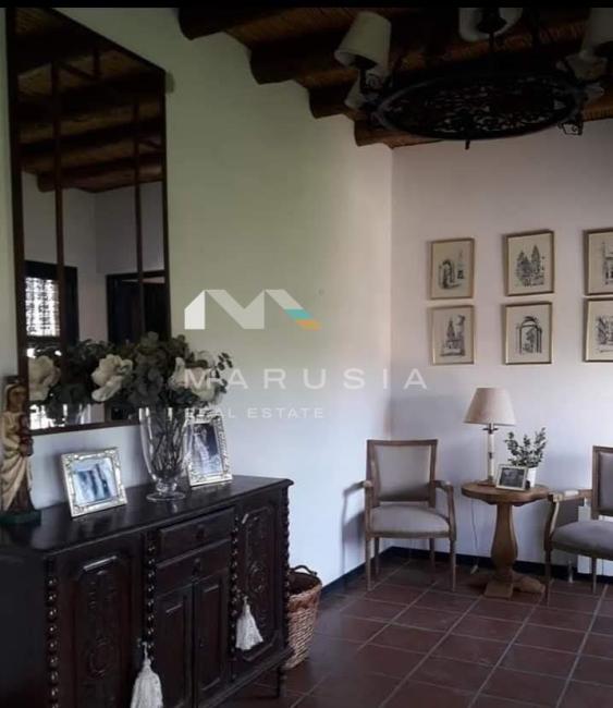 Casa 5 dormitorios en venta en Trapiche, Mendoza Capital