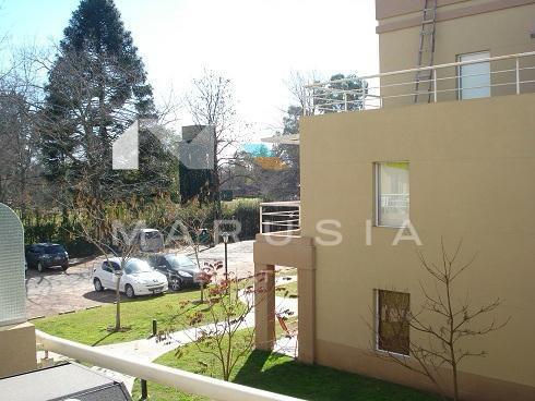 Departamento 1 dormitorios en venta en Jardines de Saravi, Pilar