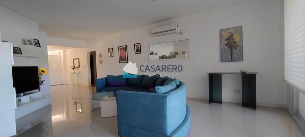 Casa 3 dormitorios en venta en El Cazal, Escobar