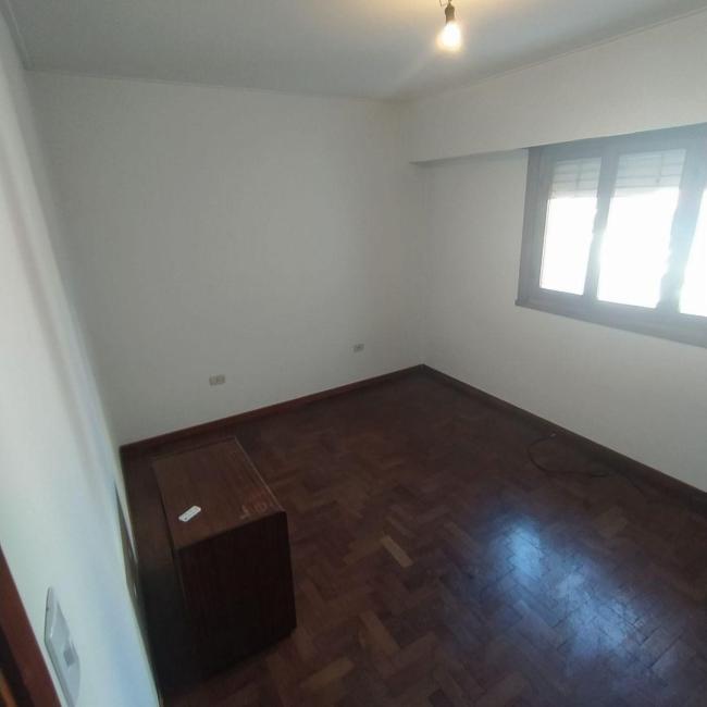 Departamento 2 dormitorios en venta en Los Hornos, La Plata