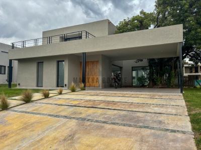 Casa 3 dormitorios en venta en Pilara, Pilar