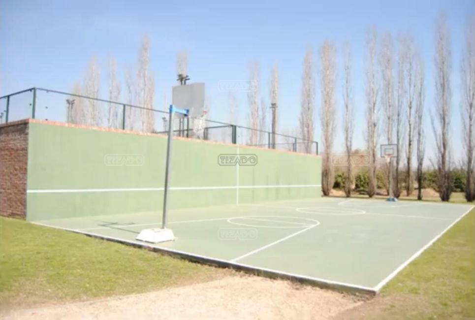 Casa 4 dormitorios en alquiler en Ayres Del Pilar, Pilar