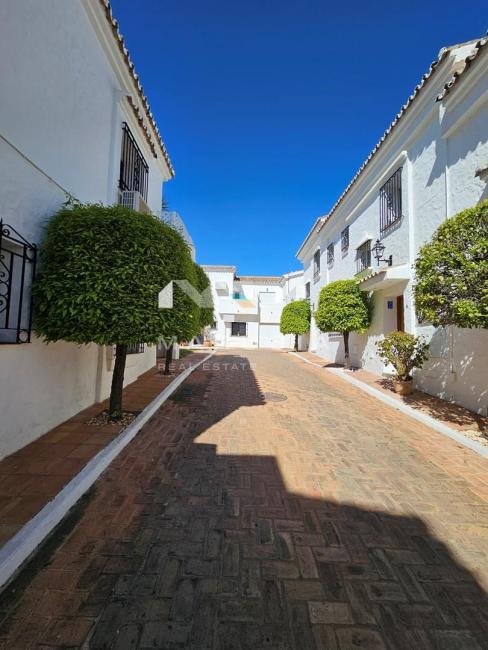 Casa 2 dormitorios en venta en Marbella