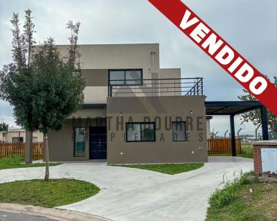 Casa 3 dormitorios en venta en Santo Tomas, Pilar