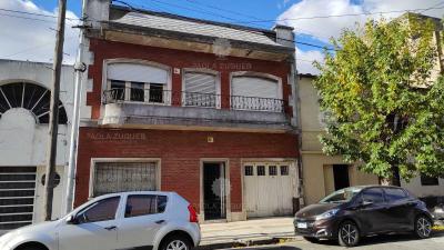 Casa 6 dormitorios en venta en Piñeyro, Avellaneda