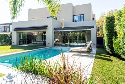 Casa 4 dormitorios en venta en Nordelta, Tigre