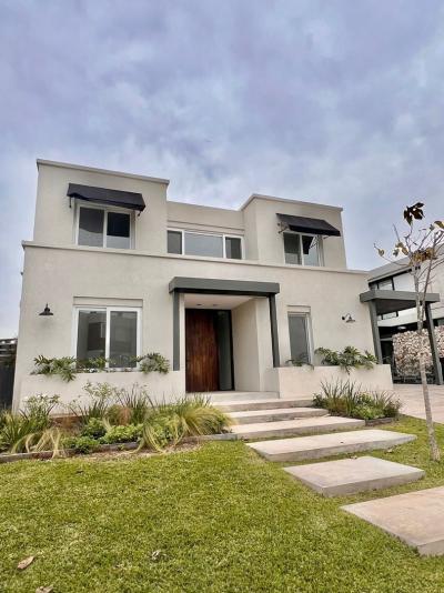 Casa 4 dormitorios en venta en Nordelta, Tigre