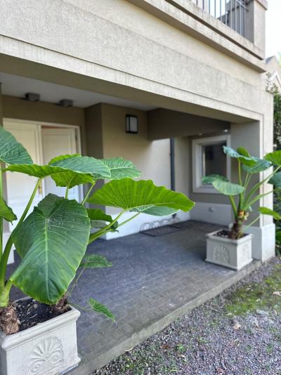 Casa 4 dormitorios en venta en Highland Park CC, Pilar
