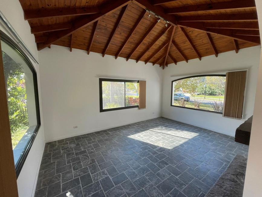 Casa 5 dormitorios en venta en Santa Barbara, Tigre