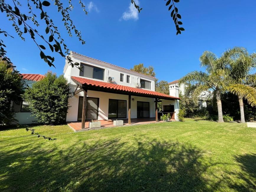 Casa 5 dormitorios en venta en Santa Barbara, Tigre