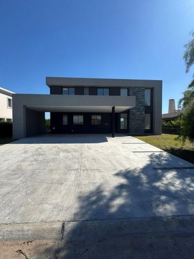 Casa 4 dormitorios en venta en San Matias, Escobar