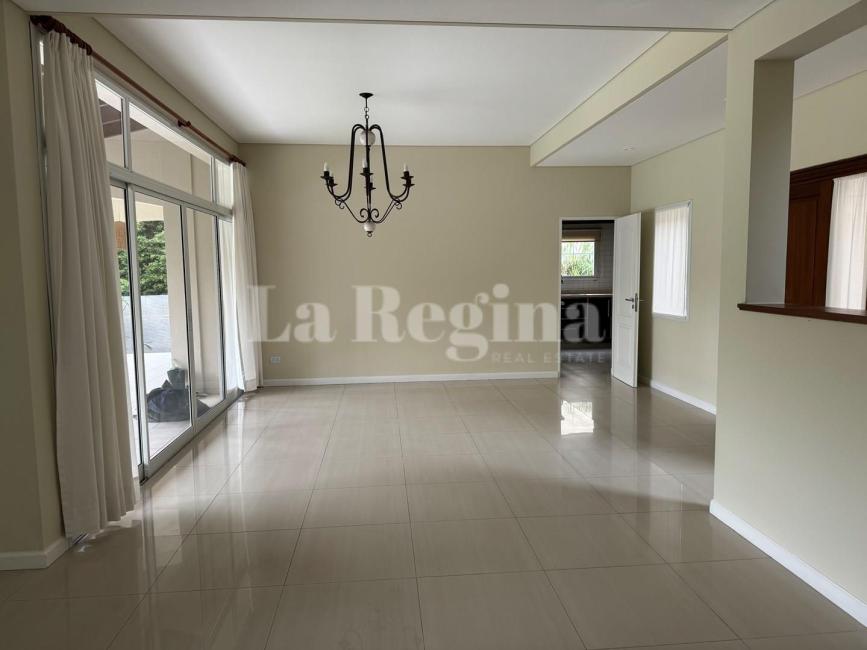 Casa 3 dormitorios en venta en Benavidez, Tigre