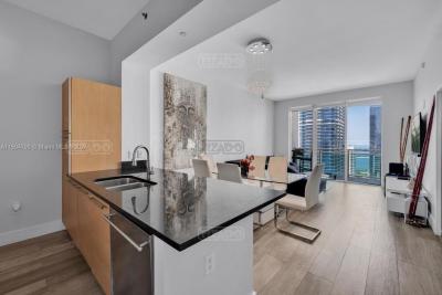 Departamento 1 dormitorios en venta en Miami