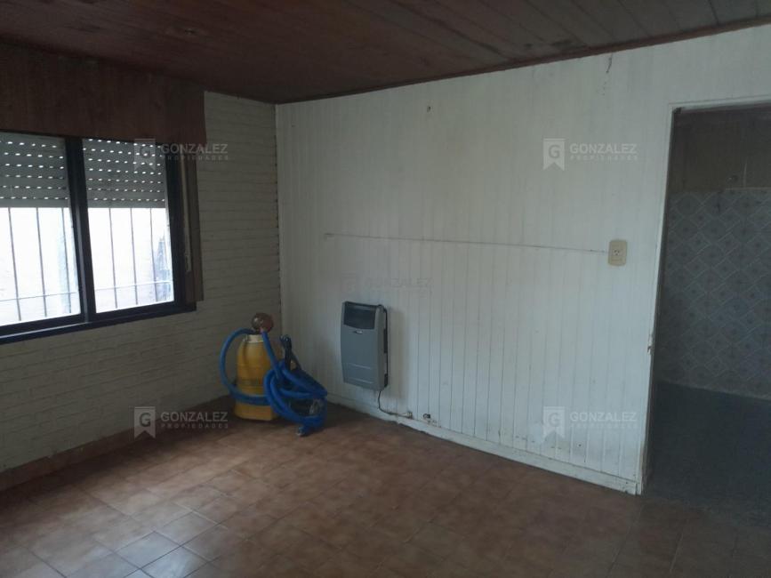 Casa 2 dormitorios en alquiler en Pilar