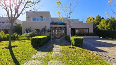 Casa 5 dormitorios en venta en Nordelta, Tigre