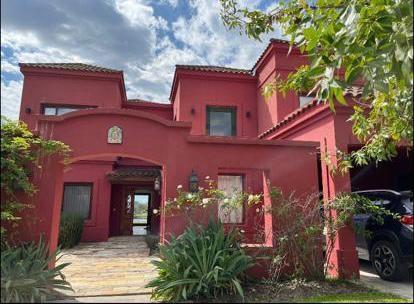 Casa 4 dormitorios en alquiler en Villanueva, Tigre