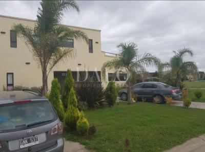 Casa 5 dormitorios en venta en Haras Santa Maria, Escobar