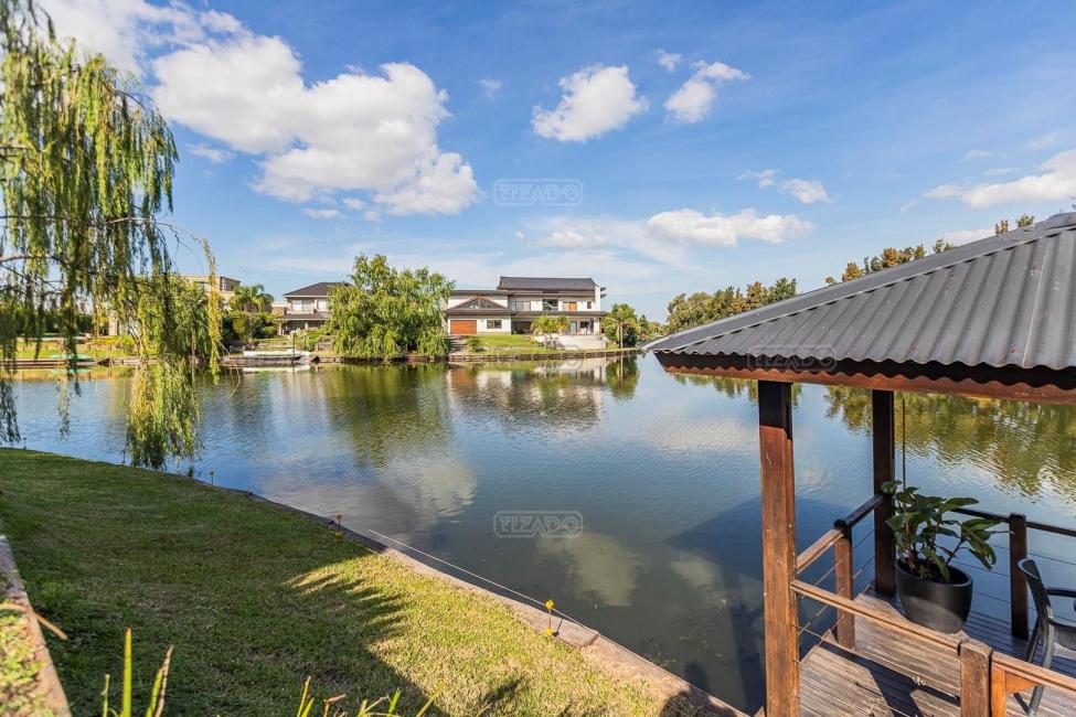 Casa 4 dormitorios en alquiler en Nordelta, Tigre