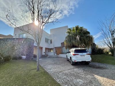 Casa 5 dormitorios en venta en Nordelta, Tigre
