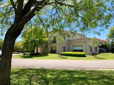 Casa 5 dormitorios en alquiler en Nordelta, Tigre