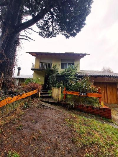 Casa 4 dormitorios en venta en Las Cartas, Bariloche