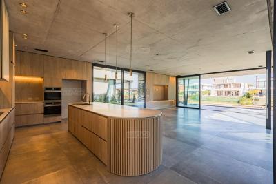 Casa 4 dormitorios en venta en Nordelta, Tigre